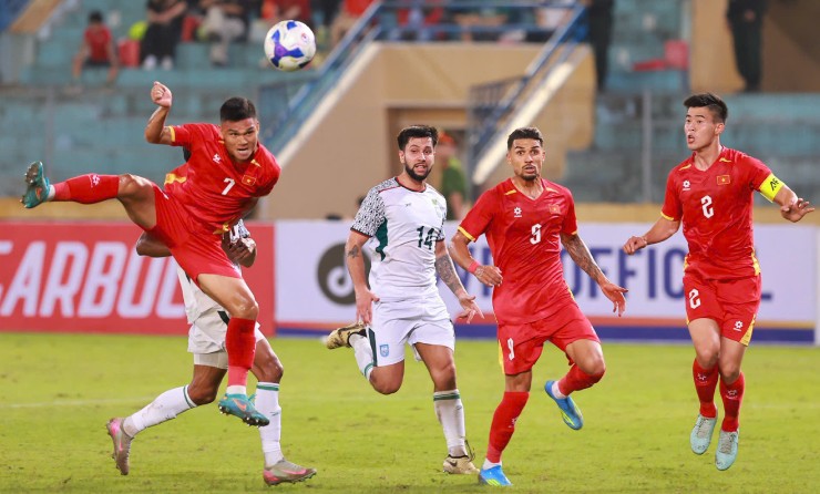 Đội hình ra sân